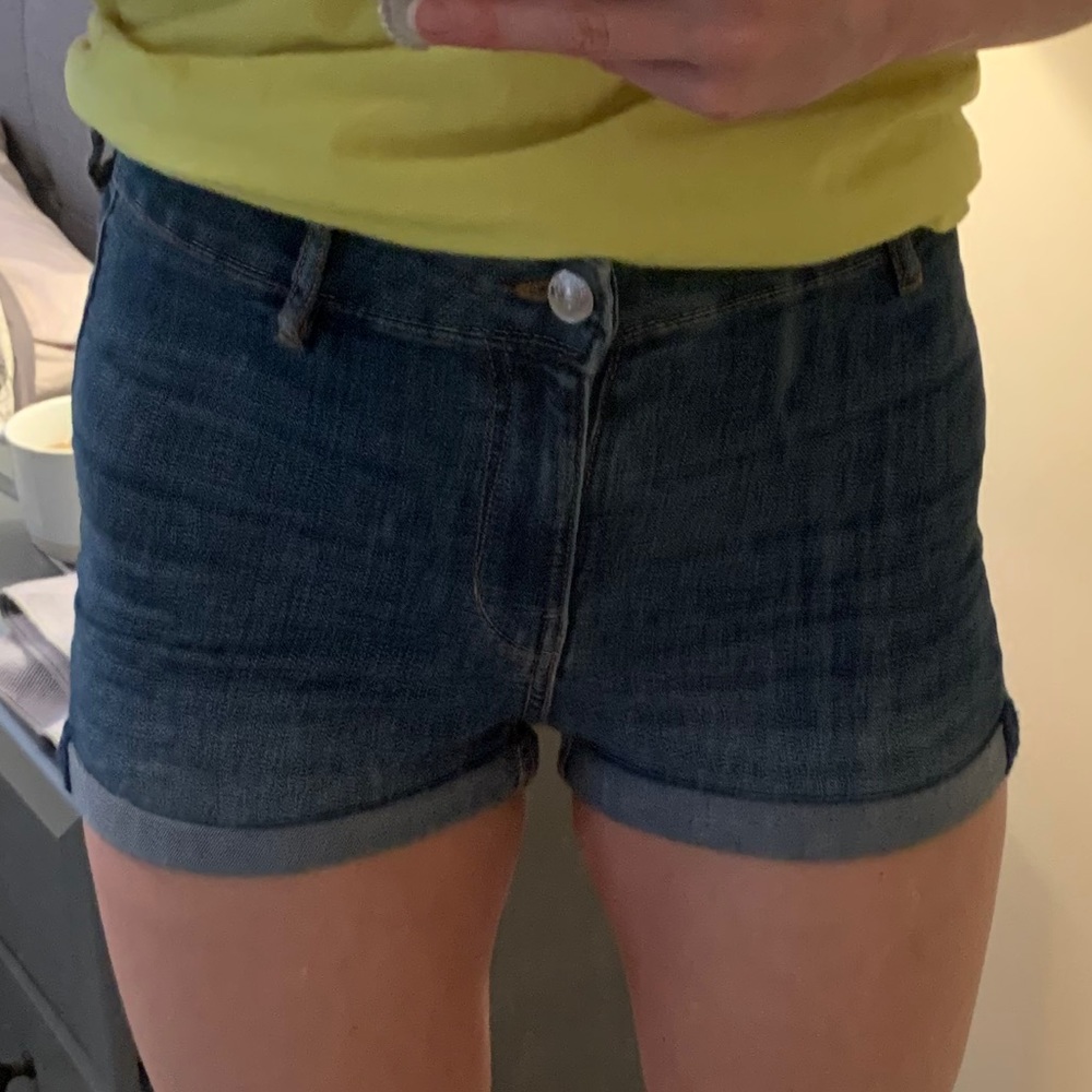 H&M High Waist Shorts - Jean Shorts, size 8, NEW! - Picture 9 of 12